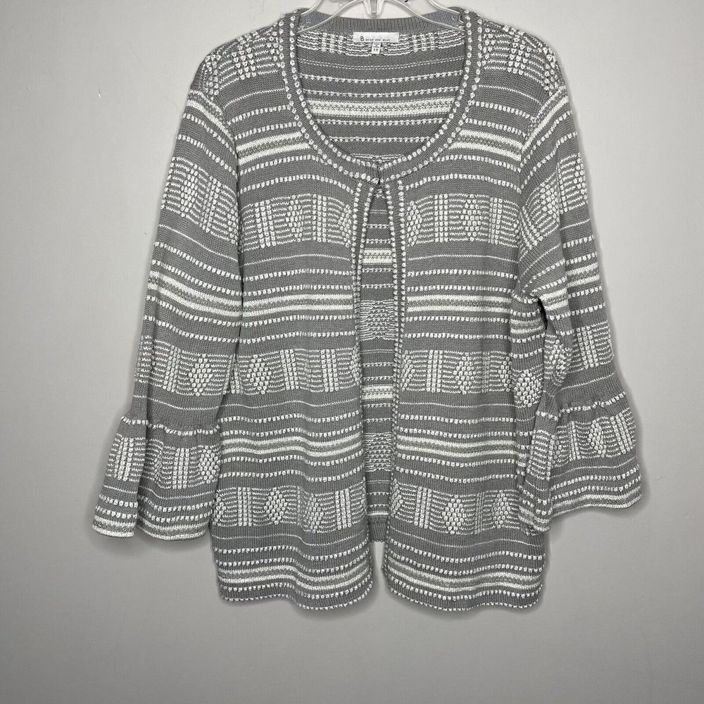 SKIES ARE BLUE Cardigan Womens 1X Gray White Print Open Sweater Bell Sleeve